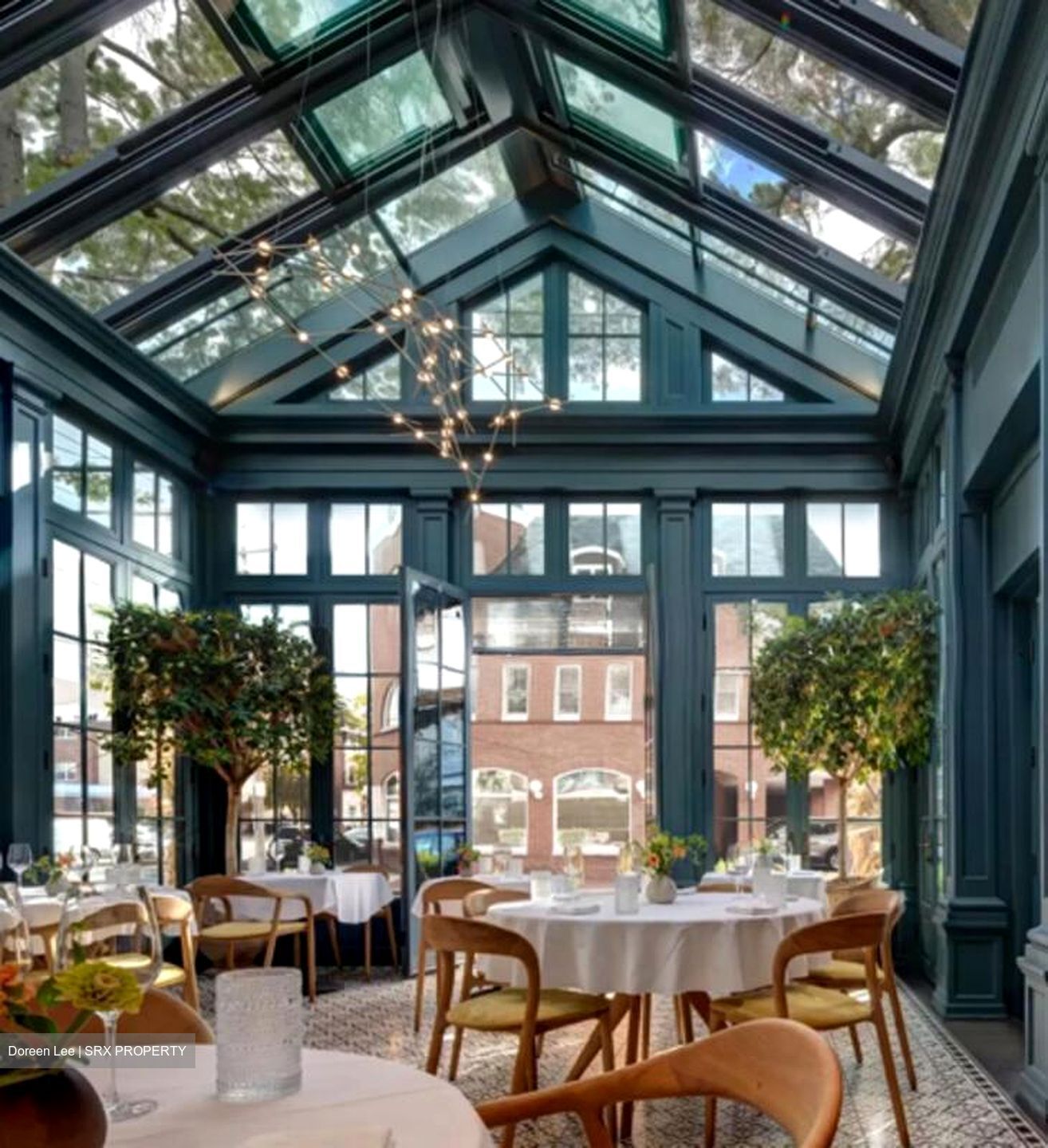 Chevron House (D1), Retail #626958951